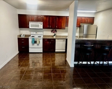 5044 River Glen Drive - Photo Thumbnail 5