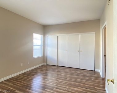 3400 Cabana Drive - Photo Thumbnail 9