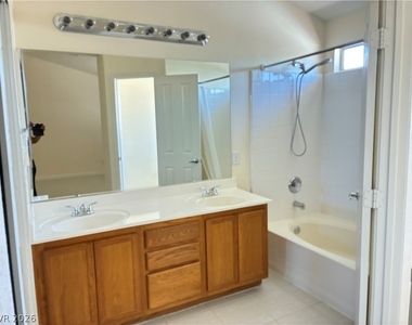 688 Pansy Place - Photo Thumbnail 6
