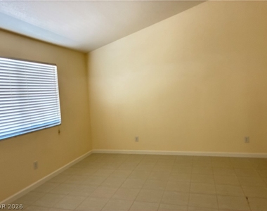 688 Pansy Place - Photo Thumbnail 5