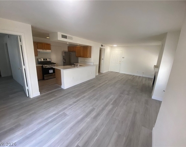 7570 W Flamingo Road - Photo Thumbnail 4