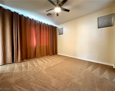 8137 Aurora Mist Street - Photo Thumbnail 14