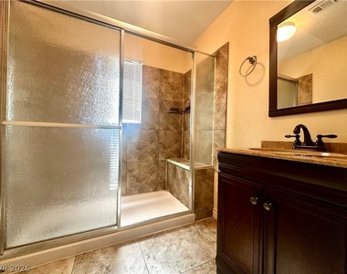 8137 Aurora Mist Street - Photo Thumbnail 13