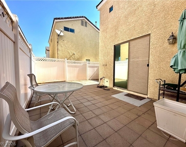 8137 Aurora Mist Street - Photo Thumbnail 19
