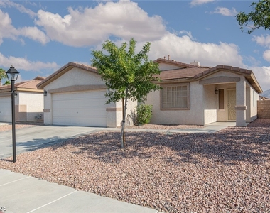 4912 Peaceful Pond Avenue - Photo Thumbnail 5