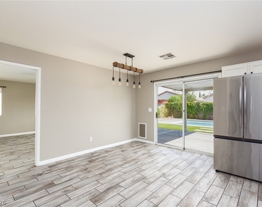 4912 Peaceful Pond Avenue - Photo Thumbnail 11