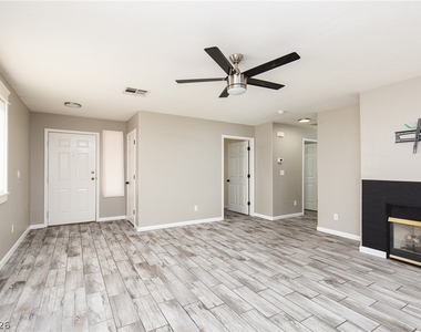 4912 Peaceful Pond Avenue - Photo Thumbnail 7