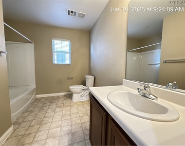 637 Lucky Pine Street - Photo Thumbnail 26
