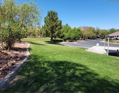 637 Lucky Pine Street - Photo Thumbnail 47