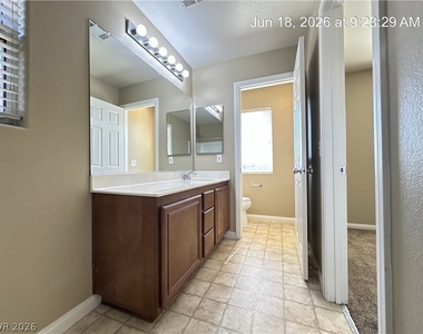 637 Lucky Pine Street - Photo Thumbnail 23