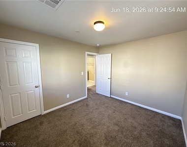 637 Lucky Pine Street - Photo Thumbnail 30