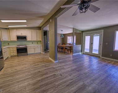 5581 Wheatfield Drive - Photo Thumbnail 1