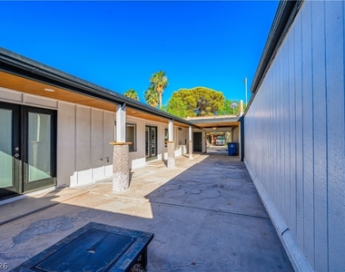 5581 Wheatfield Drive - Photo Thumbnail 17