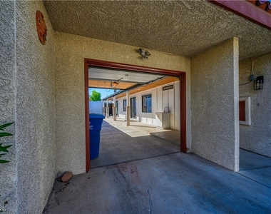 5581 Wheatfield Drive - Photo Thumbnail 15