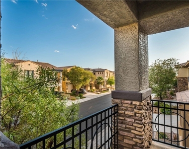 220 Via Mezza Luna Court - Photo Thumbnail 34