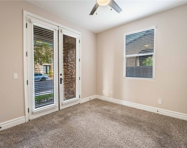 220 Via Mezza Luna Court - Photo Thumbnail 24