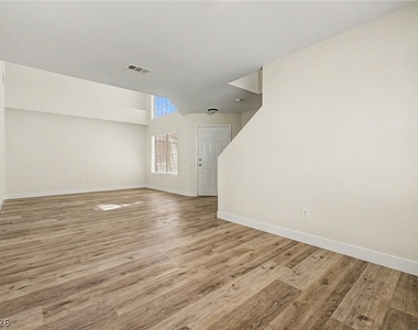 7804 Amulet Street - Photo Thumbnail 4
