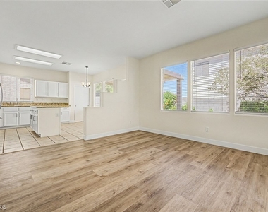 7804 Amulet Street - Photo Thumbnail 10