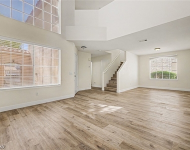 7804 Amulet Street - Photo Thumbnail 5