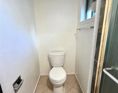 4964 Newport Cove Drive - Photo Thumbnail 10
