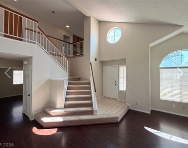 3317 Royal Glen Court - Photo Thumbnail 8