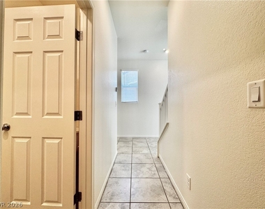 4258 Tarim Street - Photo Thumbnail 15