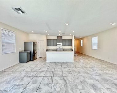 4258 Tarim Street - Photo Thumbnail 23