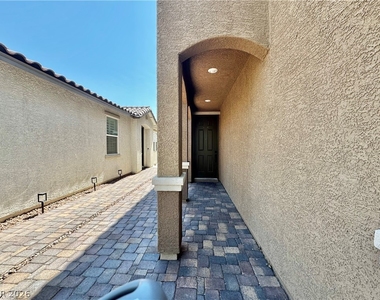 4258 Tarim Street - Photo Thumbnail 3