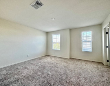 4258 Tarim Street - Photo Thumbnail 59