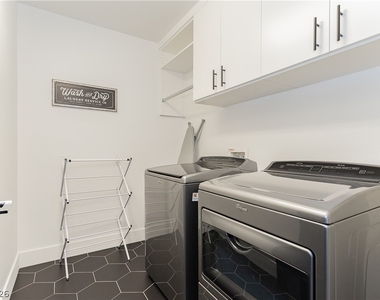 1041 Chestnut Chase Street - Photo Thumbnail 22