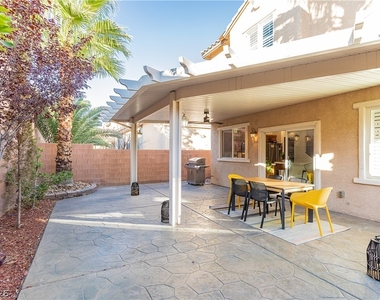 1041 Chestnut Chase Street - Photo Thumbnail 24
