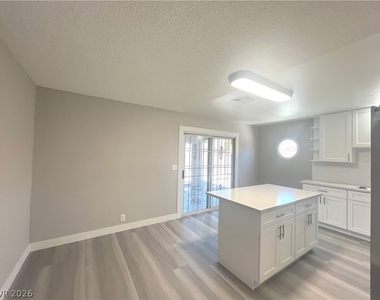 3801 Valley Forge Avenue - Photo Thumbnail 11