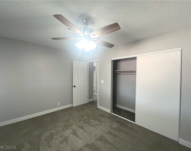 3801 Valley Forge Avenue - Photo Thumbnail 26