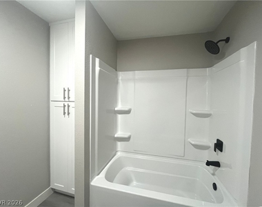 3801 Valley Forge Avenue - Photo Thumbnail 30