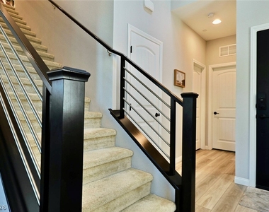 8644 Luse Street - Photo Thumbnail 4