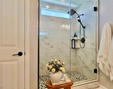 8644 Luse Street - Photo Thumbnail 13