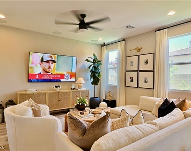 8644 Luse Street - Photo Thumbnail 7