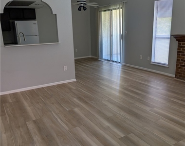4732 Obannon Drive - Photo Thumbnail 1