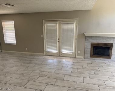 8653 Freeport Lane - Photo Thumbnail 3
