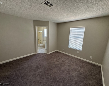 8653 Freeport Lane - Photo Thumbnail 13