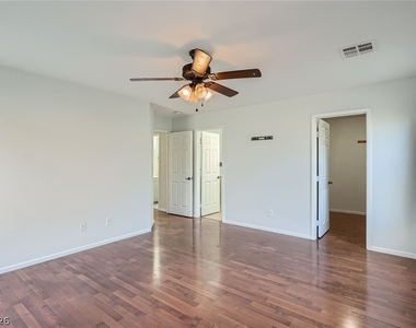 11783 Red Water Court - Photo Thumbnail 2