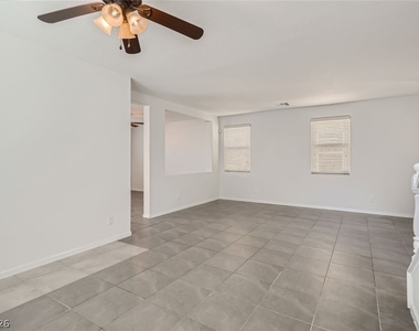 11783 Red Water Court - Photo Thumbnail 25