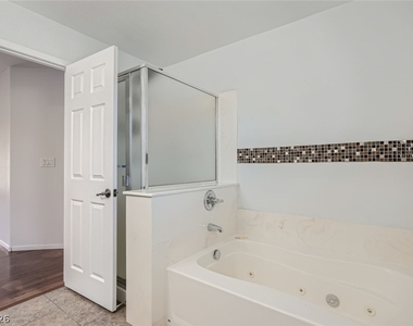 11783 Red Water Court - Photo Thumbnail 4
