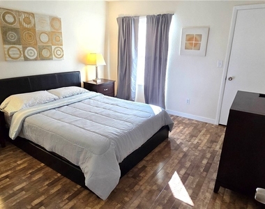 2300 E Silverado Ranch - Photo Thumbnail 7