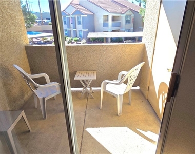 2300 E Silverado Ranch - Photo Thumbnail 31