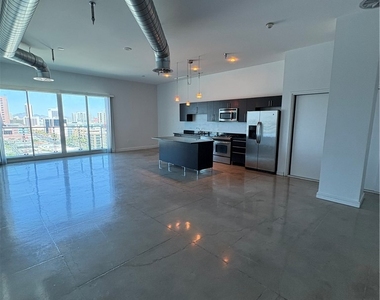 200 Hoover Avenue - Photo Thumbnail 1