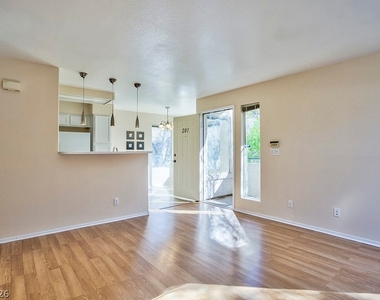 3035 Casey Drive - Photo Thumbnail 13