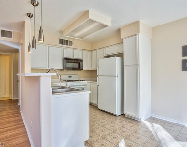 3035 Casey Drive - Photo Thumbnail 10