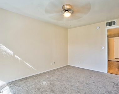 3035 Casey Drive - Photo Thumbnail 25