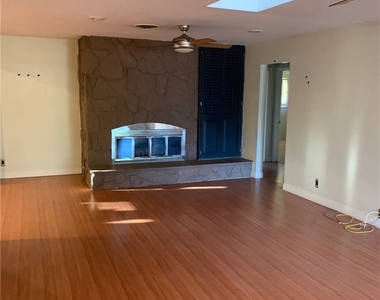 2612 Mason - Photo Thumbnail 5